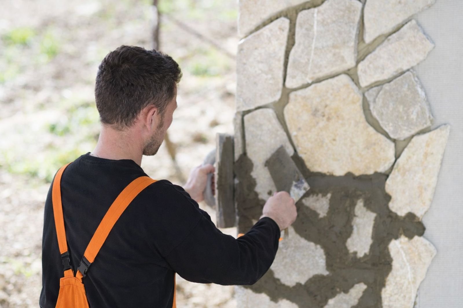 Albañiles económicos y profesionales en Granada - Multiservicios ELO